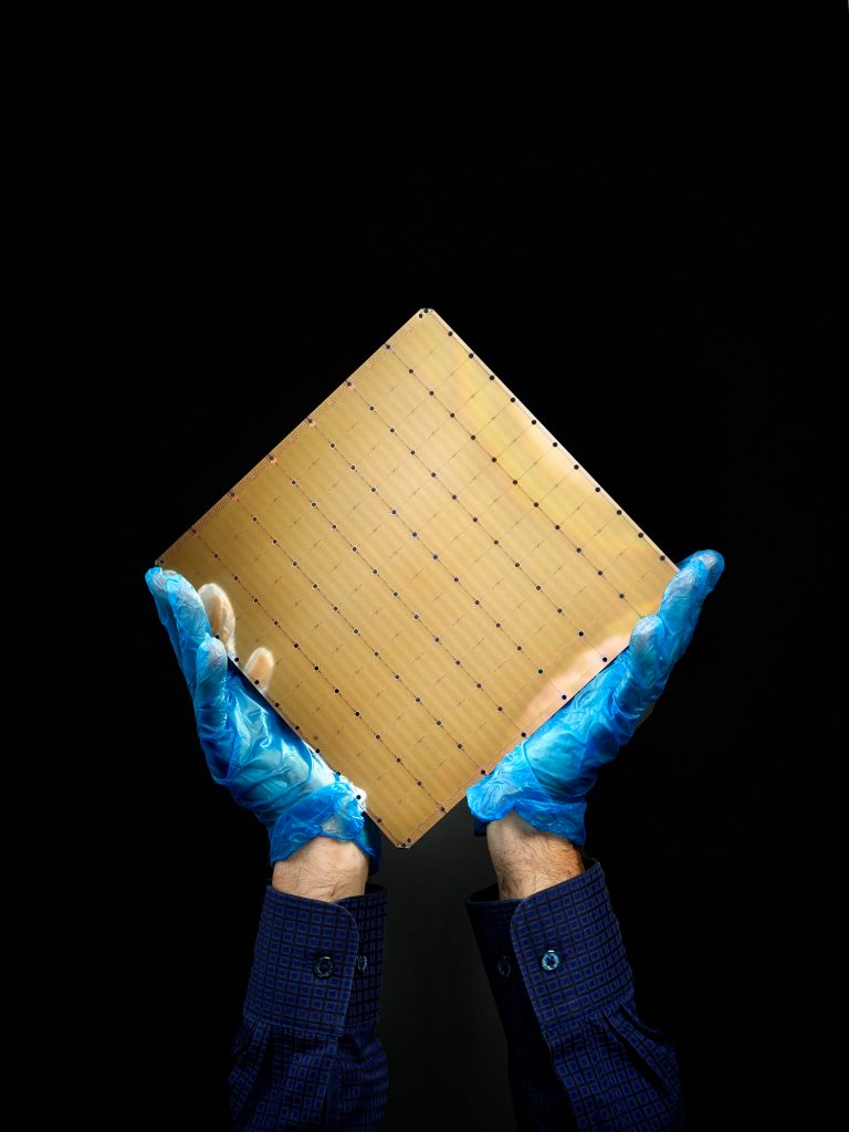 Cerebras Wafer Scale Engine (WSE-2). AI, Semiconductor, WSE-2, Waffer Scale Engine, artifiical intelligence, computer chip, computing, hardware.