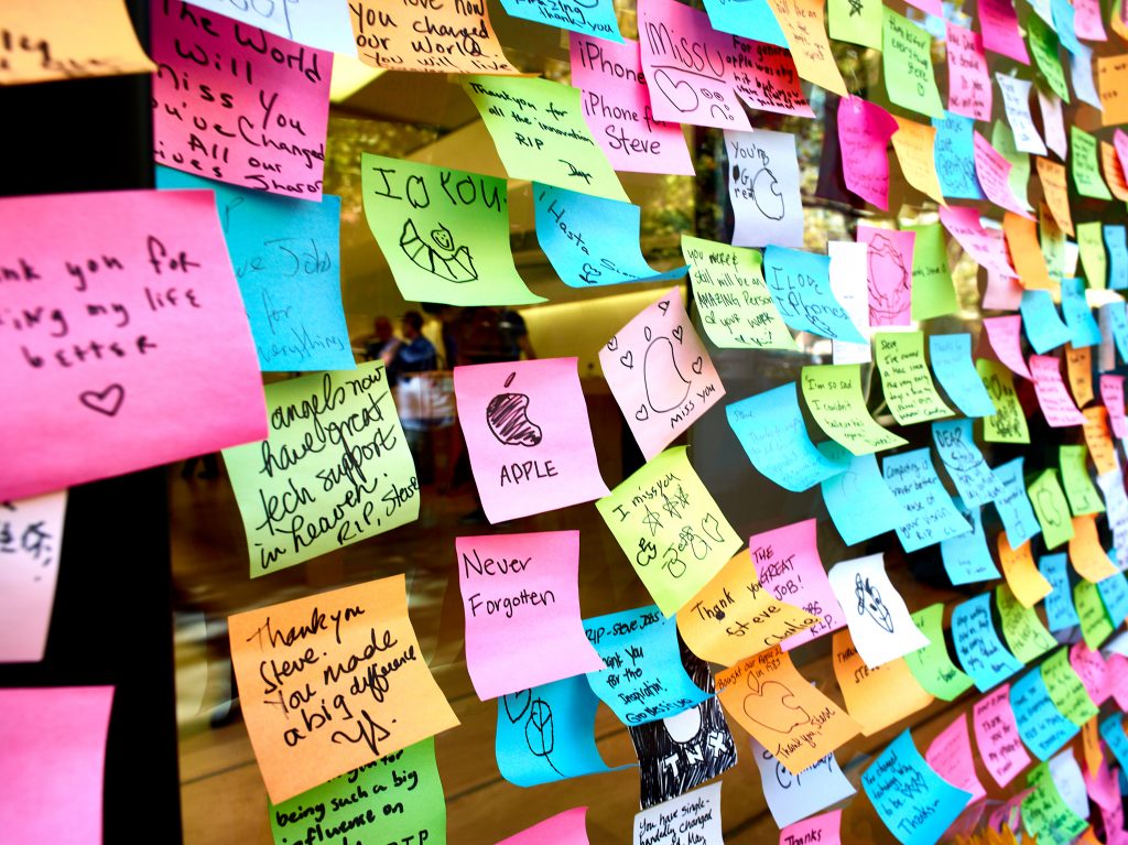 Steve Jobs Memorial. memorial, post-it notes.