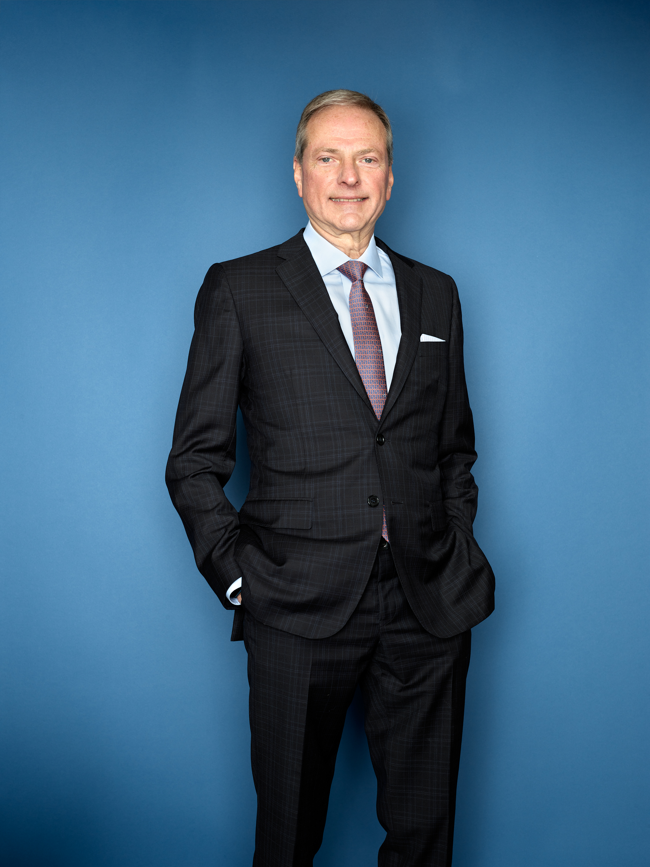 Henry Samueli. IEEE Metal of Honor, semiconductors, signal processing.